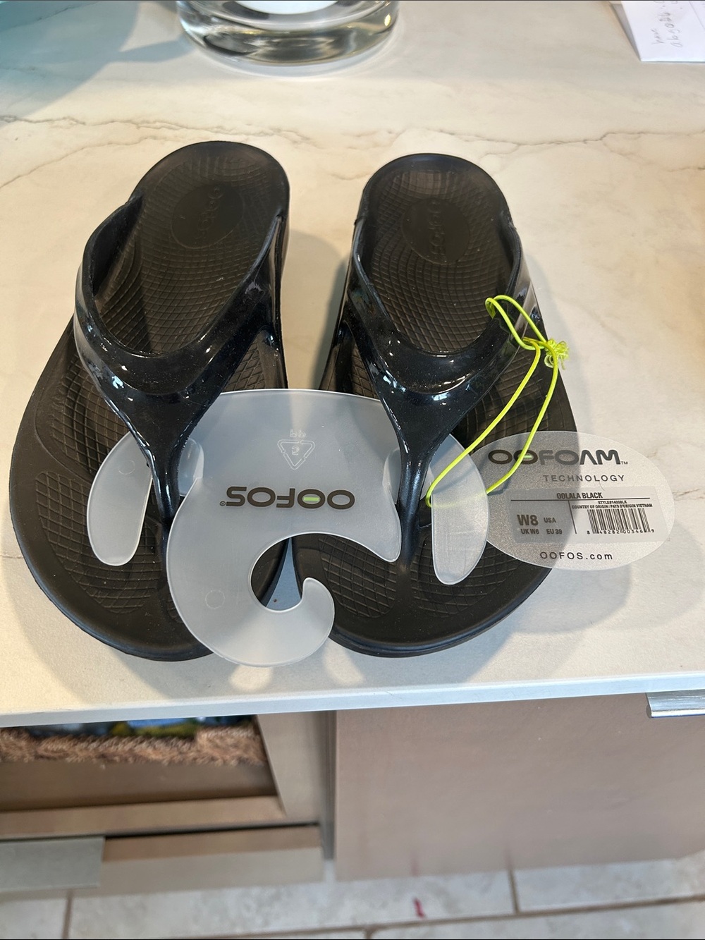 Oofos recovery sandals